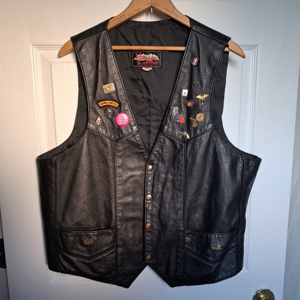 Y2K Leather Vest Sz 44 w/ Pins & Patches